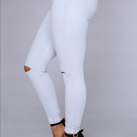 Fashion Nova • Lilac Grey Canopy Jeans size 3 (W25) - Picture 4 of 6